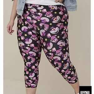 🆕️CHESHIRE CAT ALICE IN WONDERLAND PLATINUM CAPRI LEGGING - LIQUID BLACK